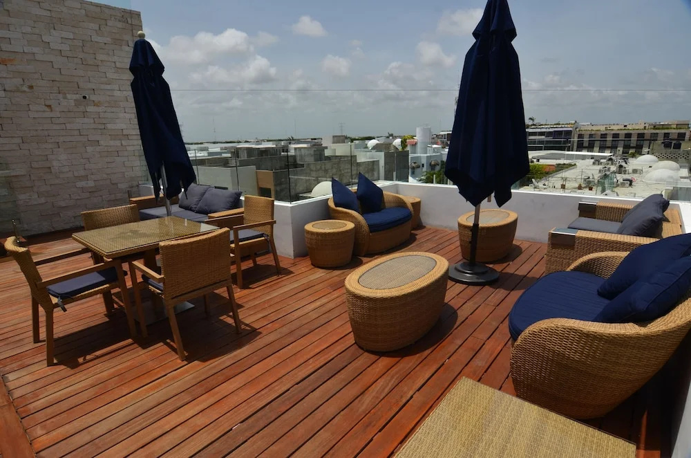 Anah Downtown condo