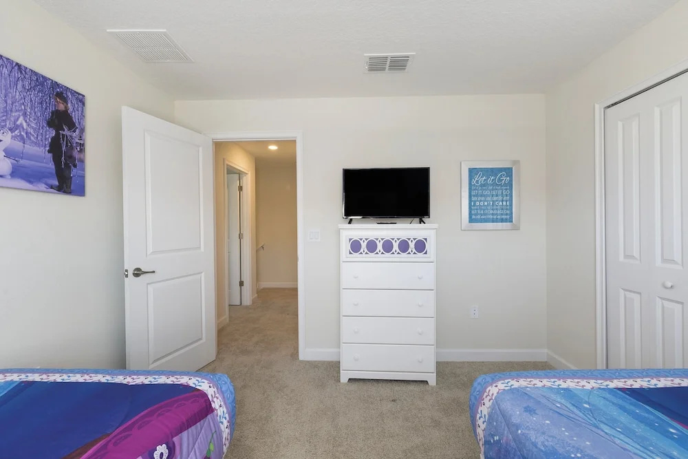 Tr_533r Champions Serenity 5 Bedroom Townhouse
