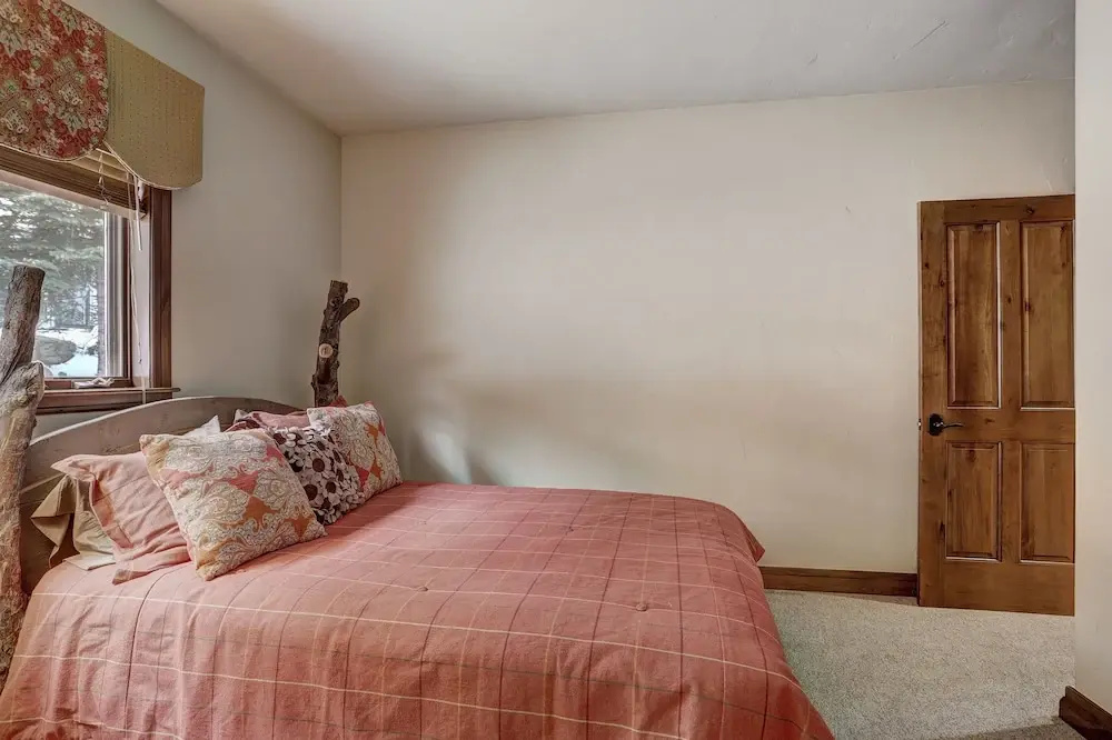 Pines 7 Larkspur - 6 Br Townhouse