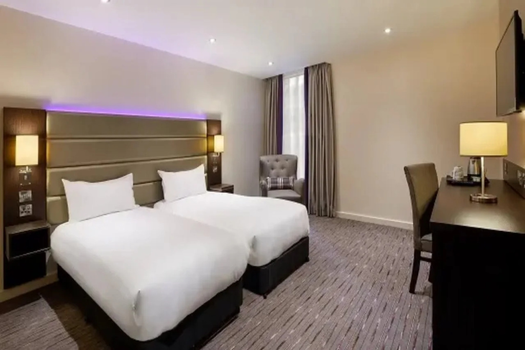 Premier Inn Leicester Central (A50)