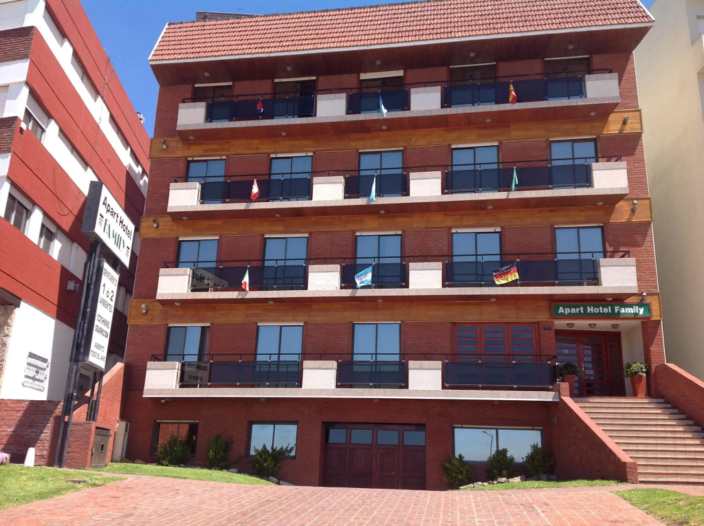 Apart Hotel Family