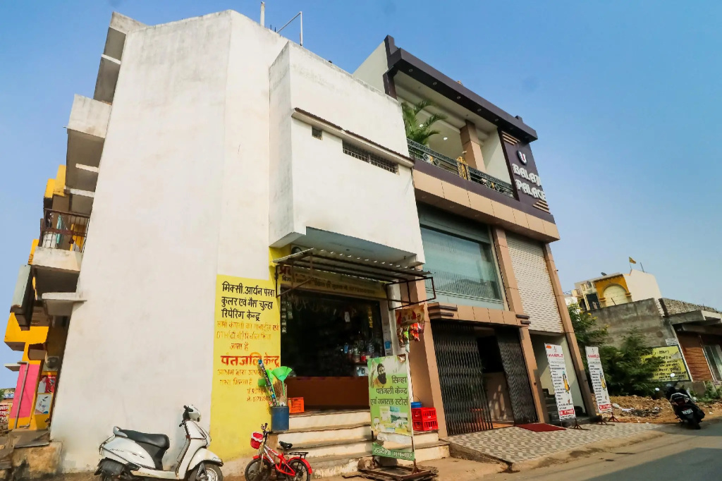 OYO Flagship 64987 Balaji Palace