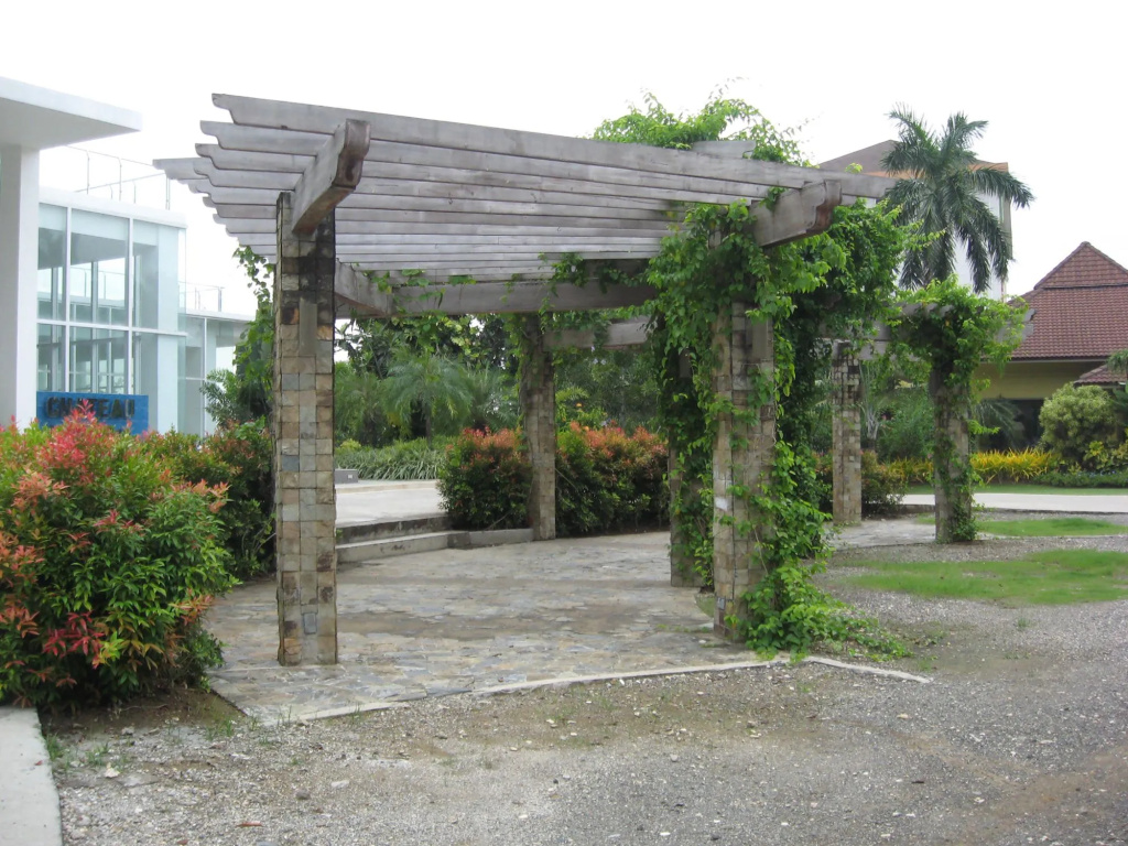 Chateau By The Sea