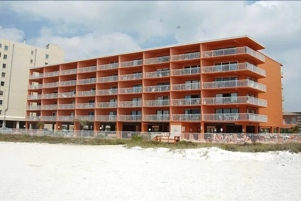 Chateaux 503 Apartment