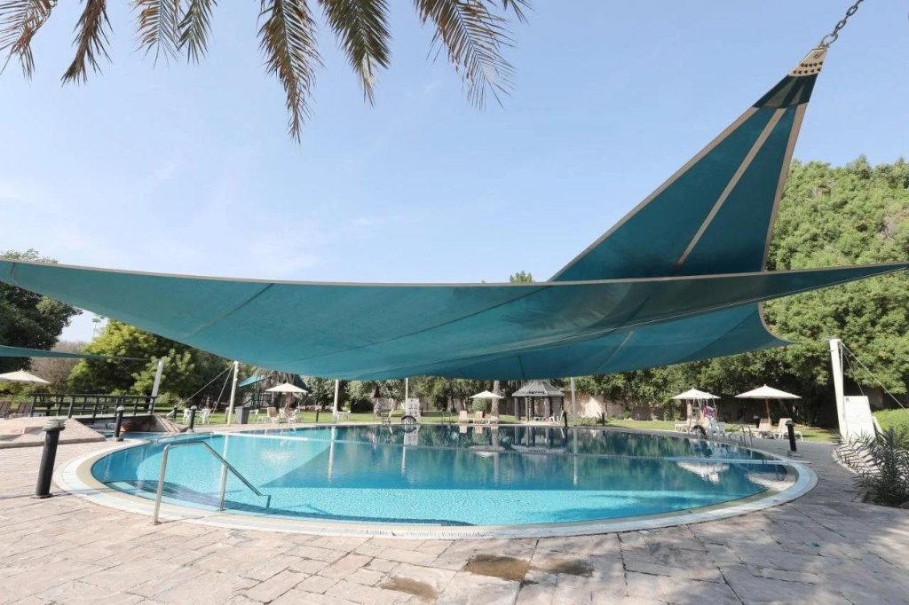 eStay Hotel