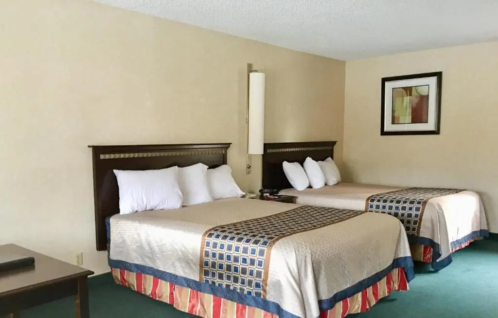 Rivers Edge Lodge