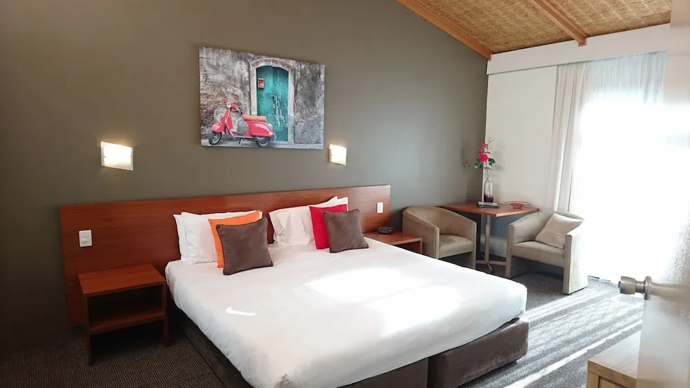 Nautical Owl 122 Nautilus Beach Resort
