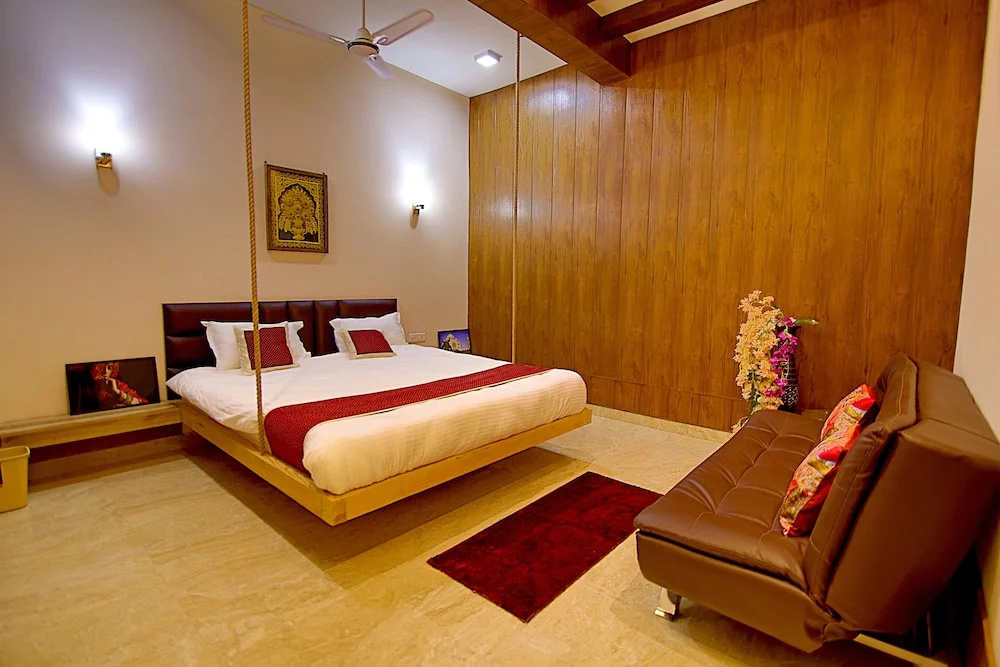 The Hideout Agra Garden Homestay - 11 minutes to Taj