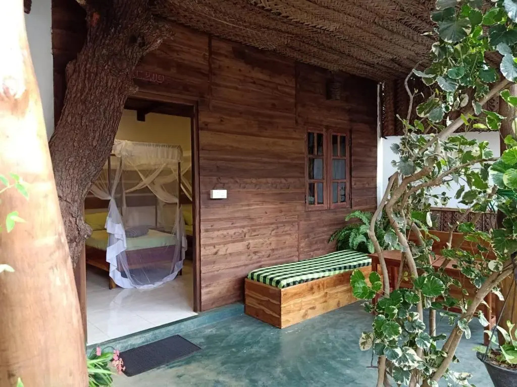 Garden Cottage Arugambay