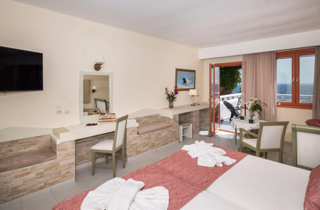 Kalypso Cretan Village Resort & Spa