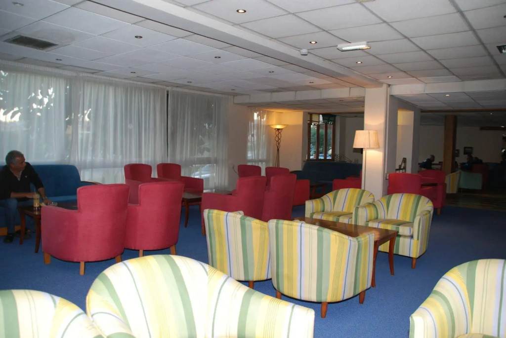 The Caravel Hotel