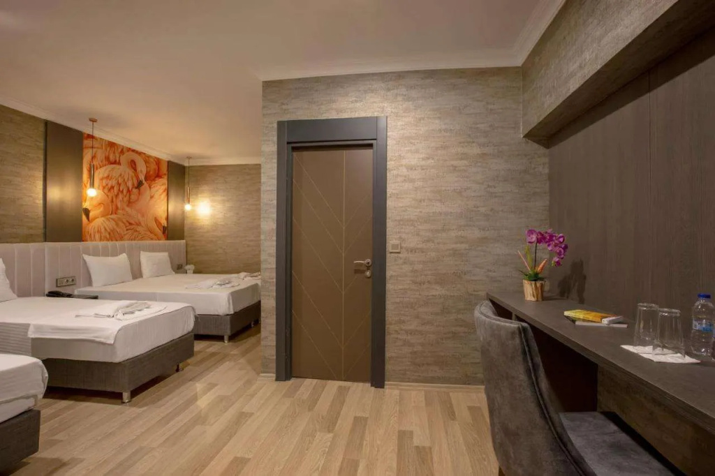 La Vie Suite Hotel