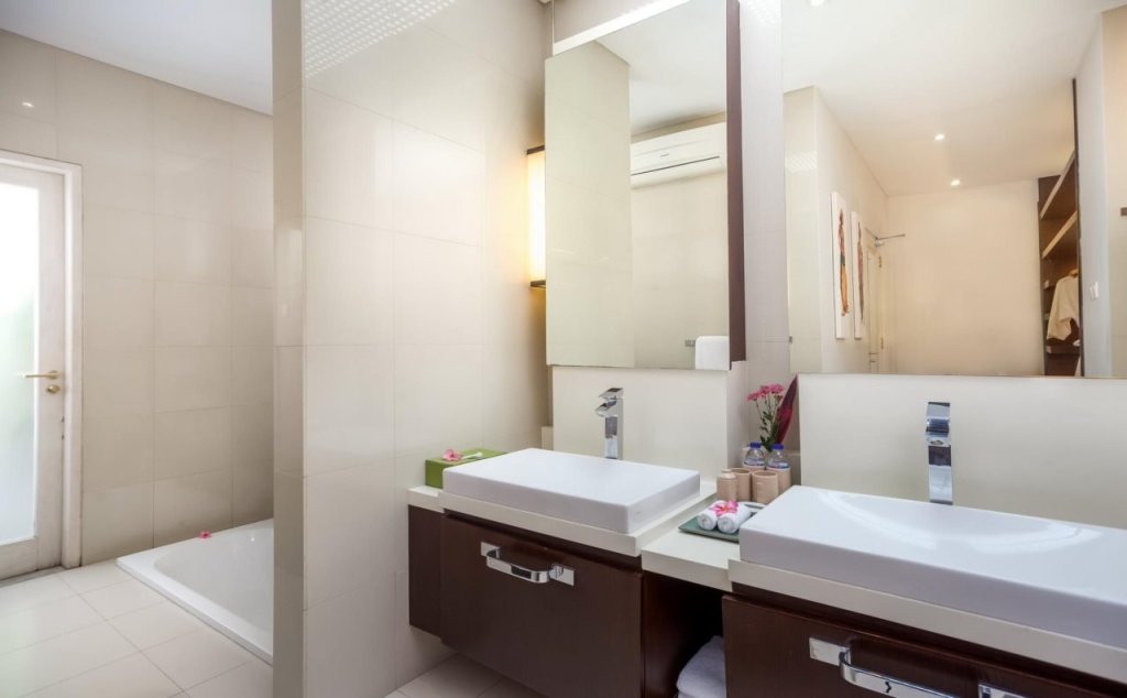 2BR Private Villa Seminyak, Villa Kiran One