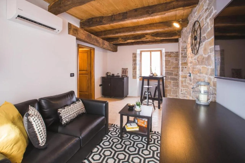 Palazzo Angelica Hilltop Luxury Villa with Pool, Spa & Views