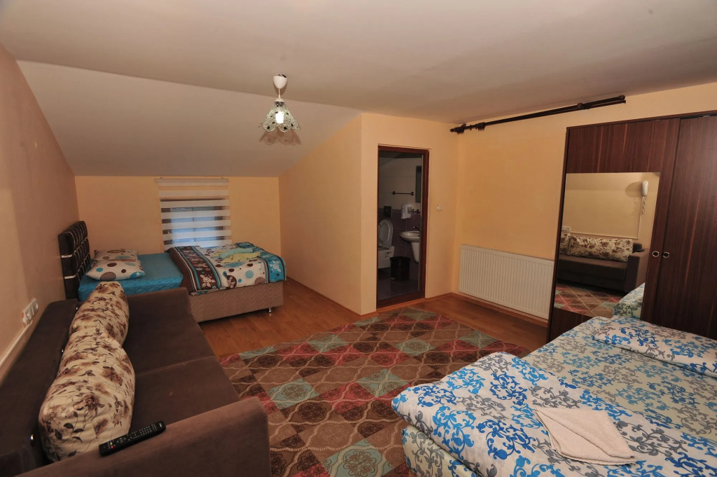 Cam Motel