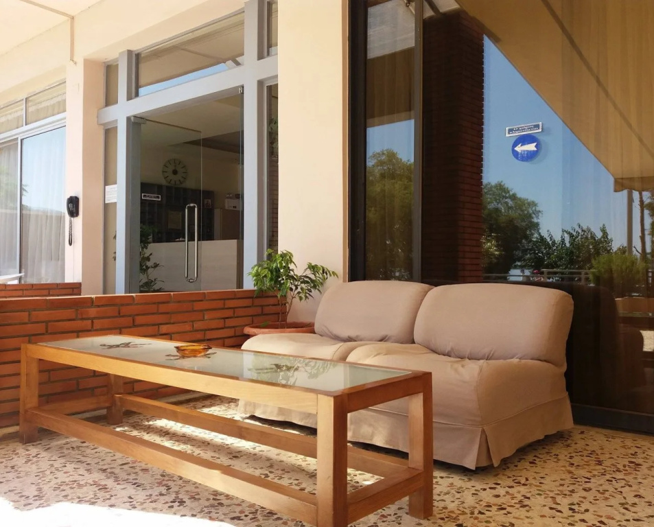 Hotel Astir Bianko