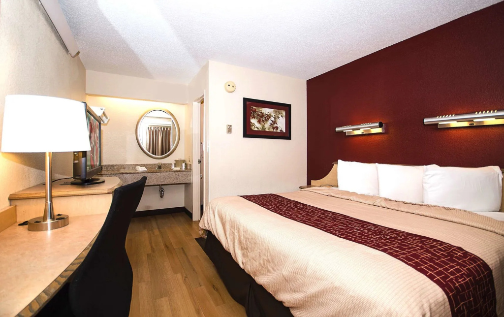 Red Roof Inn Philadelphia - Oxford Valley