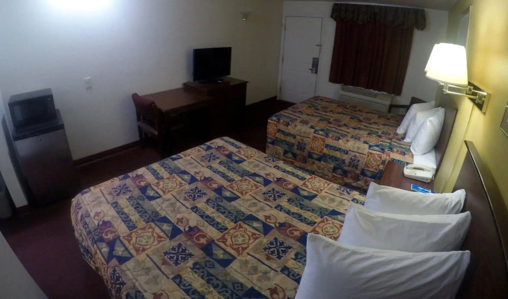 Rodeway Inn