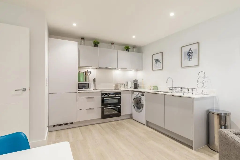 1 Putsborough - Luxury Apartment at Byron Woolacombe, only 4 minute walk to Woolacombe Beach!