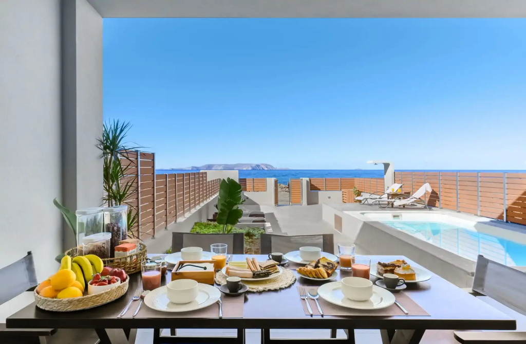 Anasa Luxury Villas with Heatable Pool