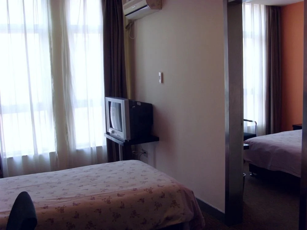 Home Inn Selected Shanghai North Bund
