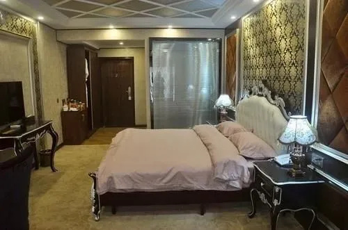 Luoyang Fengtaihaodi Theme Hotel