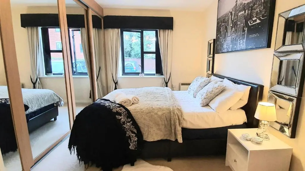 MELTON COURT APARTMENTS 2x 2bed2bath