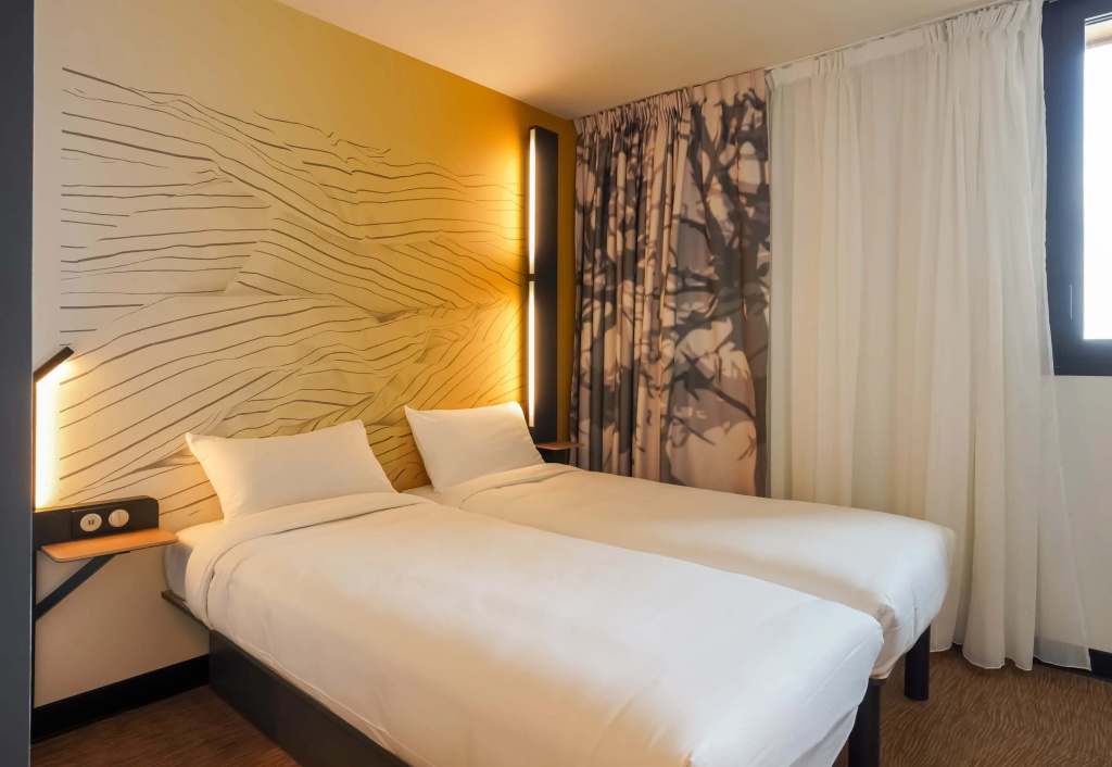 B&B HOTEL Paris Porte dOrléans