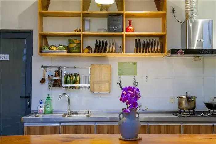 YiHai ZhuYuan Boutique Inn