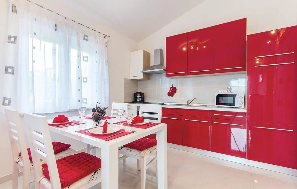 Lovely Home In Pula With Wifi