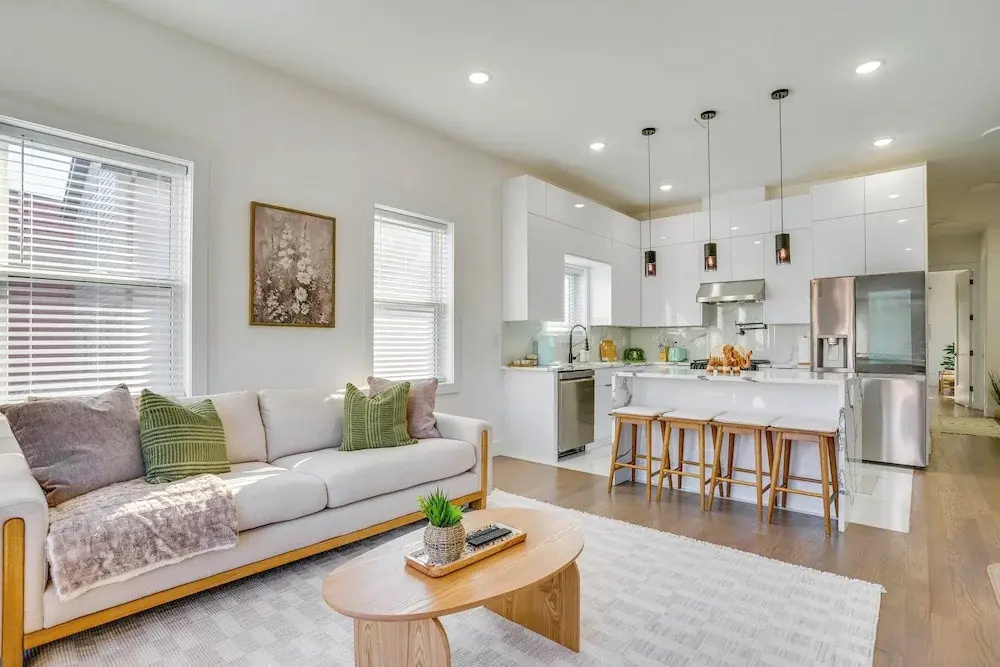 Spacious & Upscale Family Retreat: 5 Mi to NYC