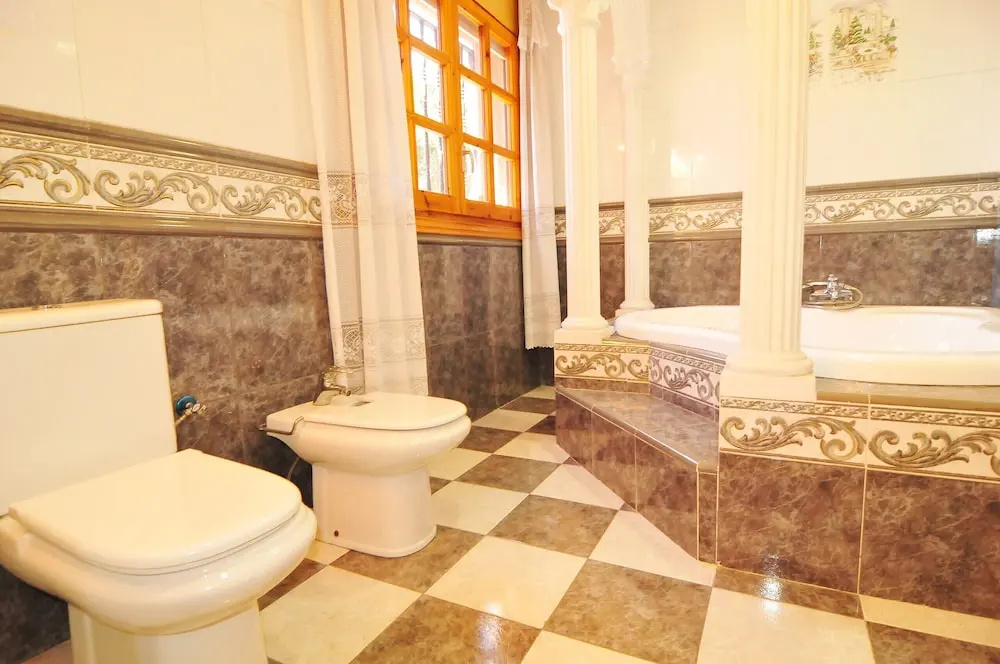 HomeHolidaysRentals Corinne