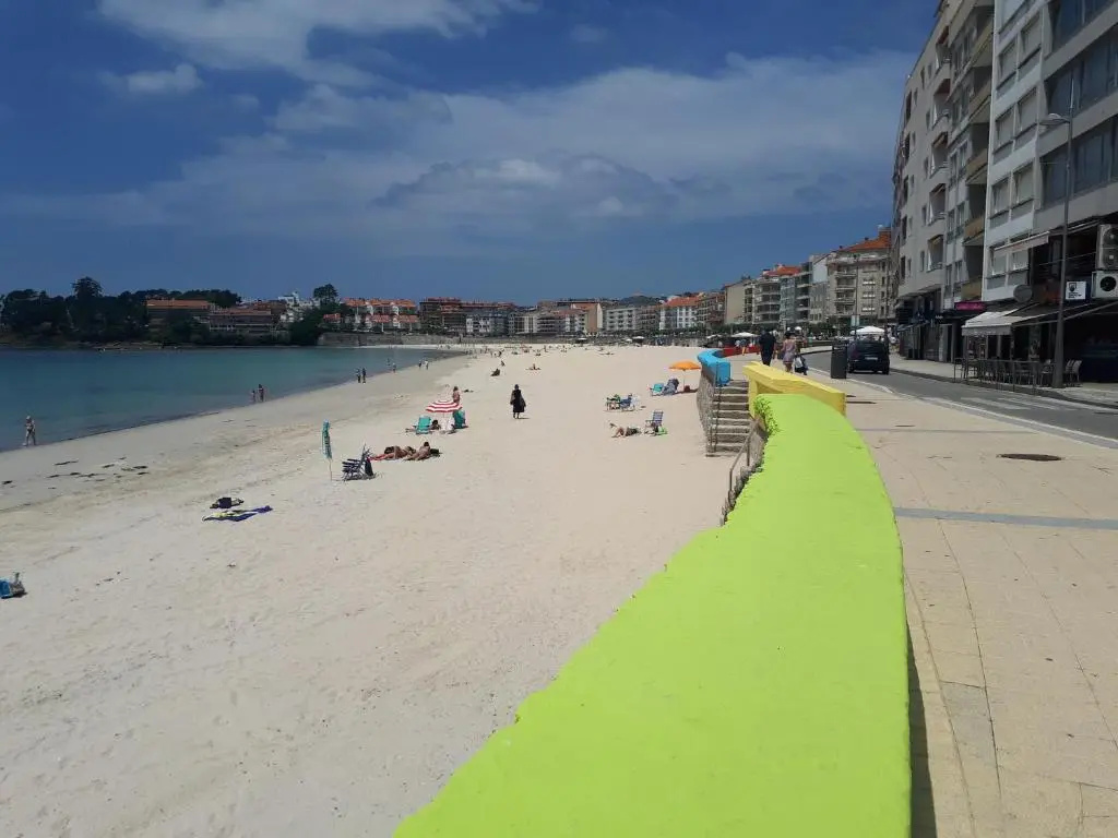 Apartamento ático en Sanxenxo a 160 m de Playa Silgar
