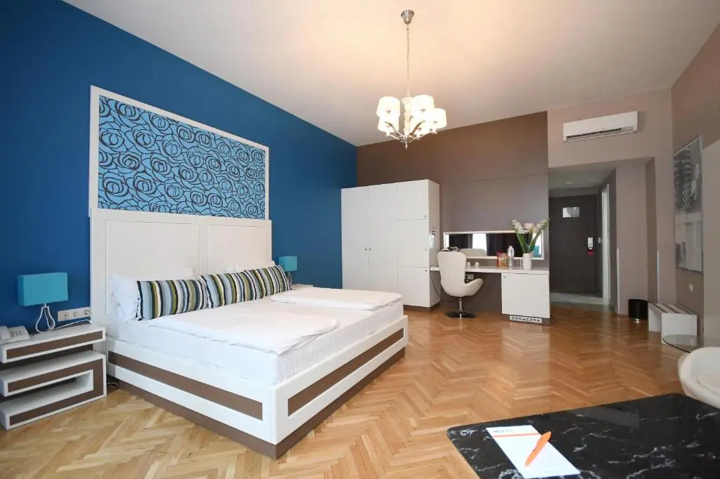 The Honest Budapest by Chic & Basic