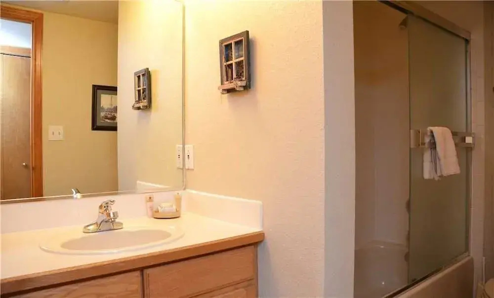 Village Point 202 by Great Western Lodging