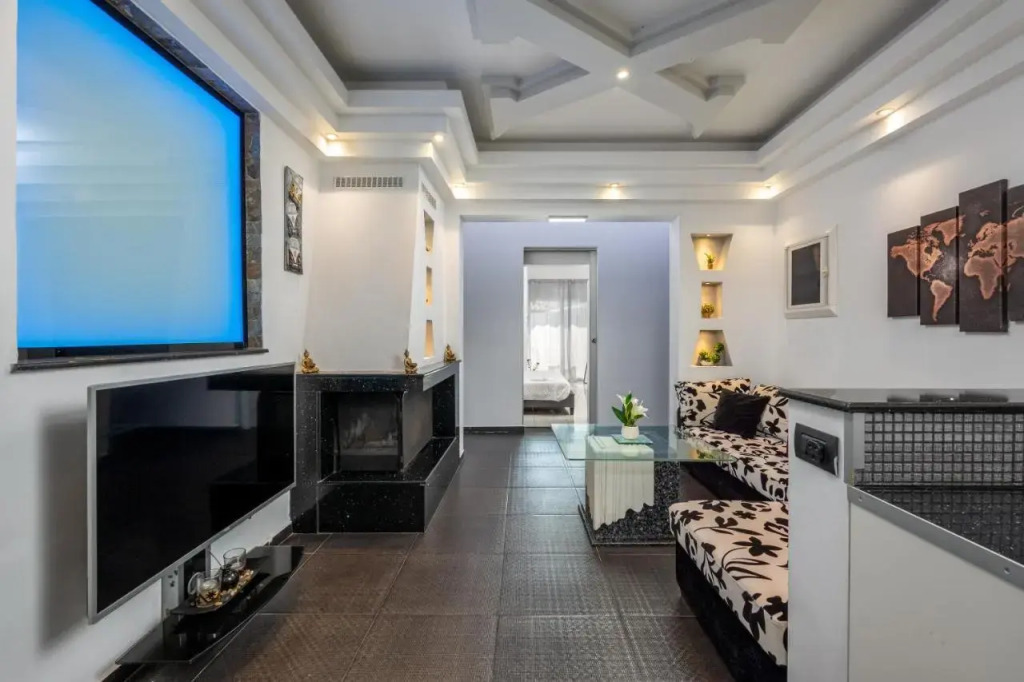 Pervolia House Private Villa Near Airport