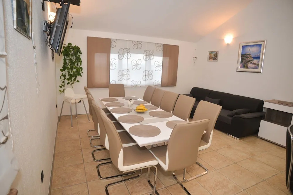 Villa Adria