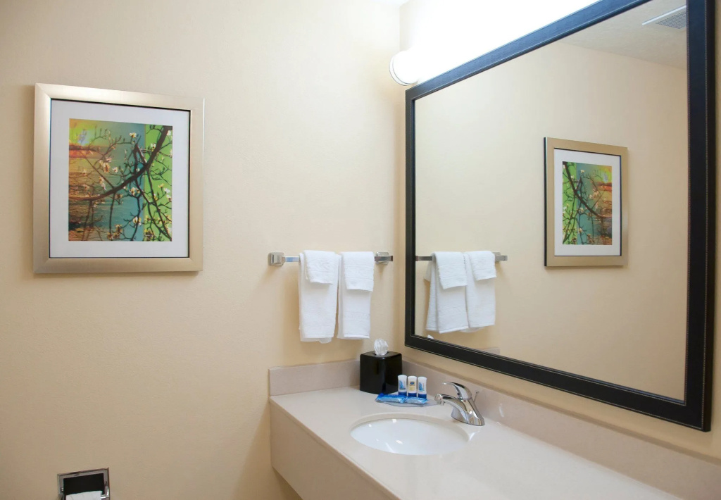 Fairfield Inn & Suites Ames