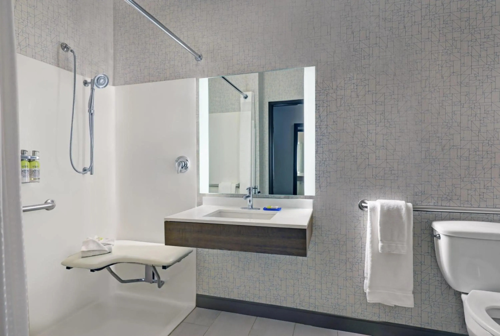 Holiday Inn Express Newport by IHG