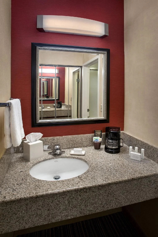 Courtyard by Marriott Mt. Laurel