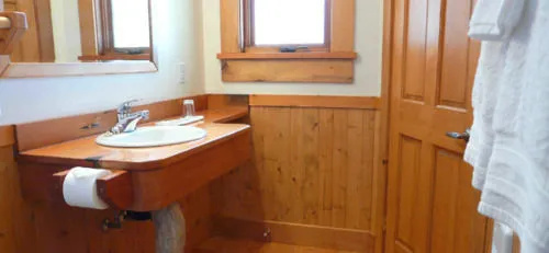 Seine Boat Inn