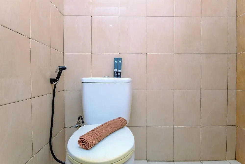 Relaxing Studio Apartment At Margonda Residence 2 Near Ui