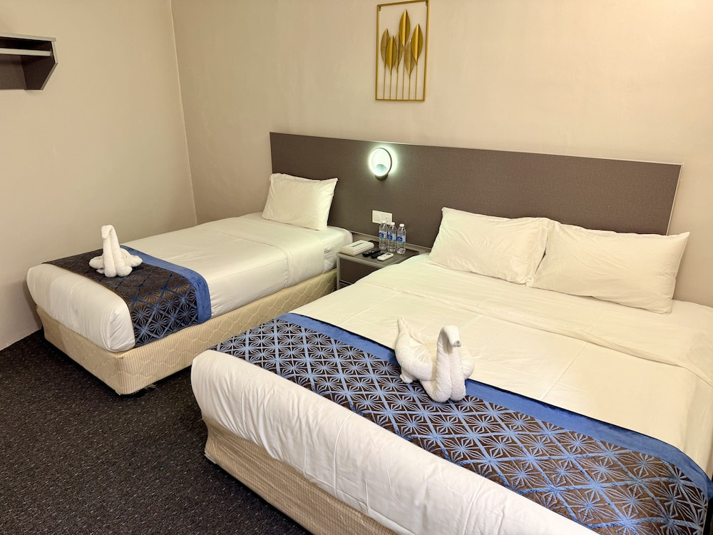 Capital O 91281 Hotel First Garden By Kr Cosmos