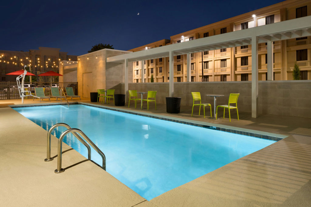 Home2 Suites by Hilton Charlotte I-77 Tyvola Rd