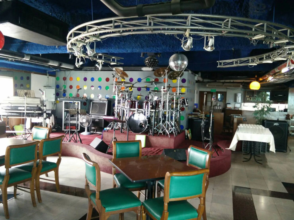 Friday Hotel