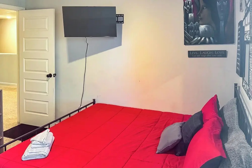 Pets Welcome! Family Townhome w/ Yard in Atlanta
