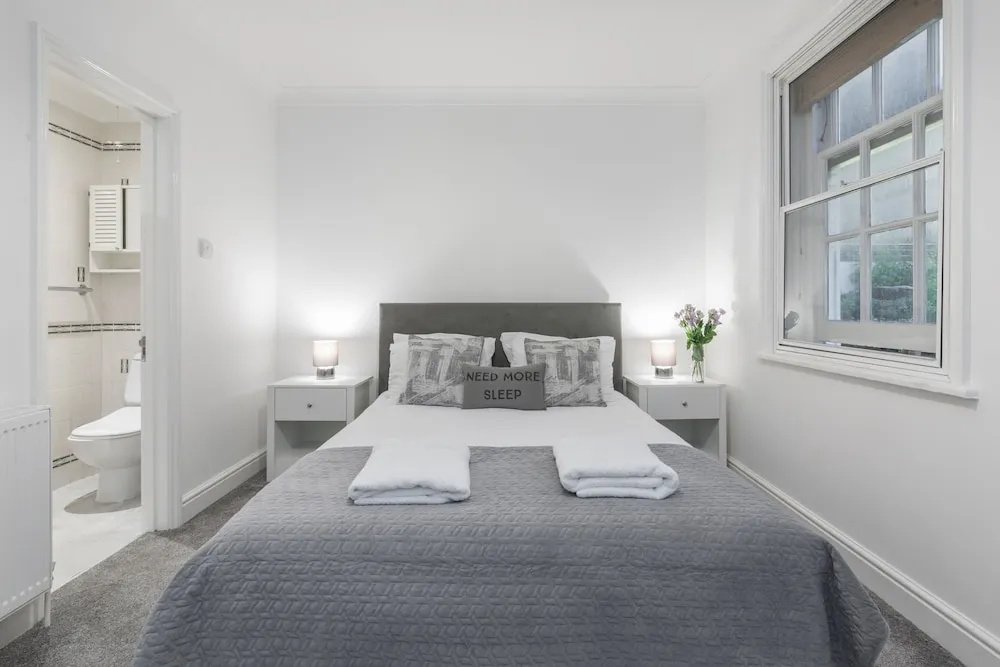 Delightful Duplex 3 Bedroom Apartment in Central London by Oxford st