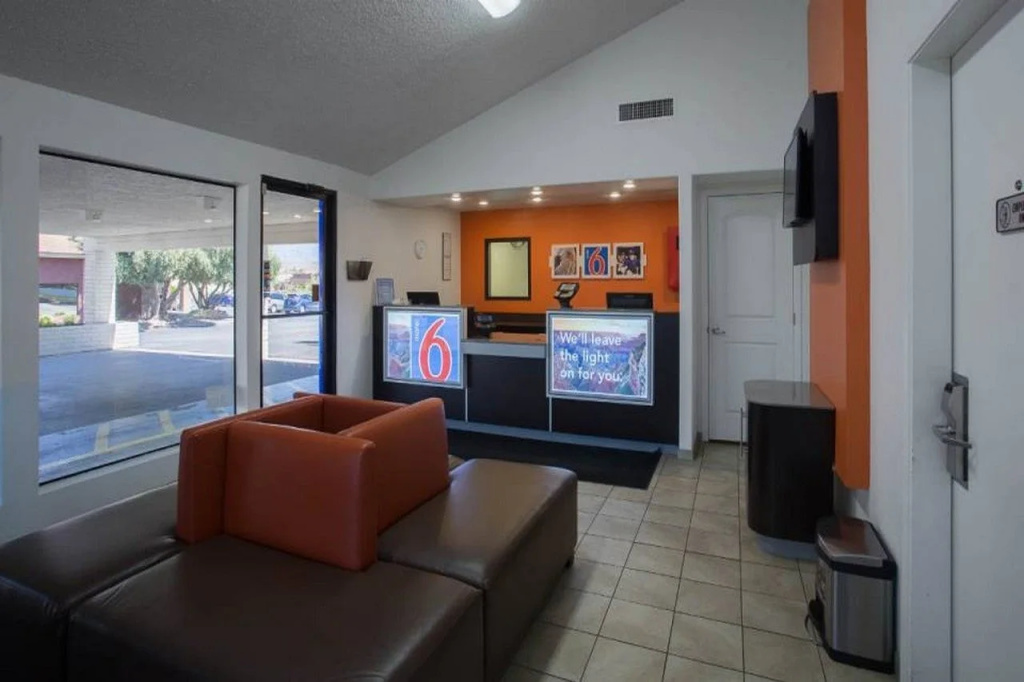 Motel 6-Kingman, AZ - Route 66 West