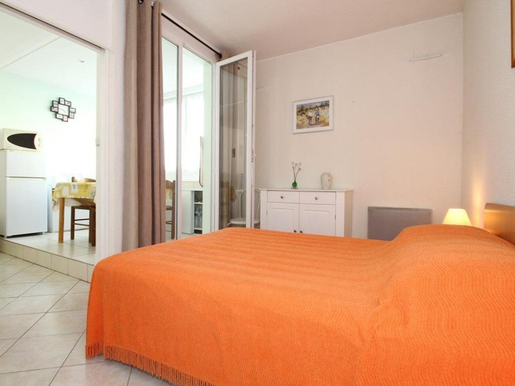 Appartement Balaruc-les-Bains, 2 pièces, 4 personnes - FR-1-553-93