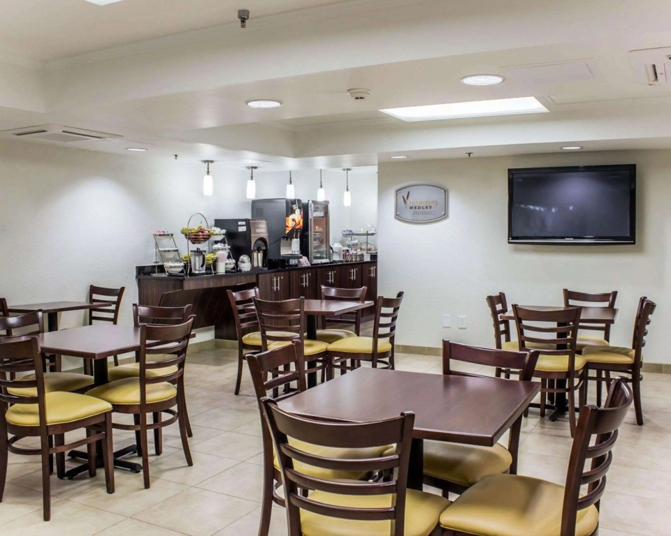 Sleep Inn & Suites Spring Lake - Fayetteville near Fort Bragg